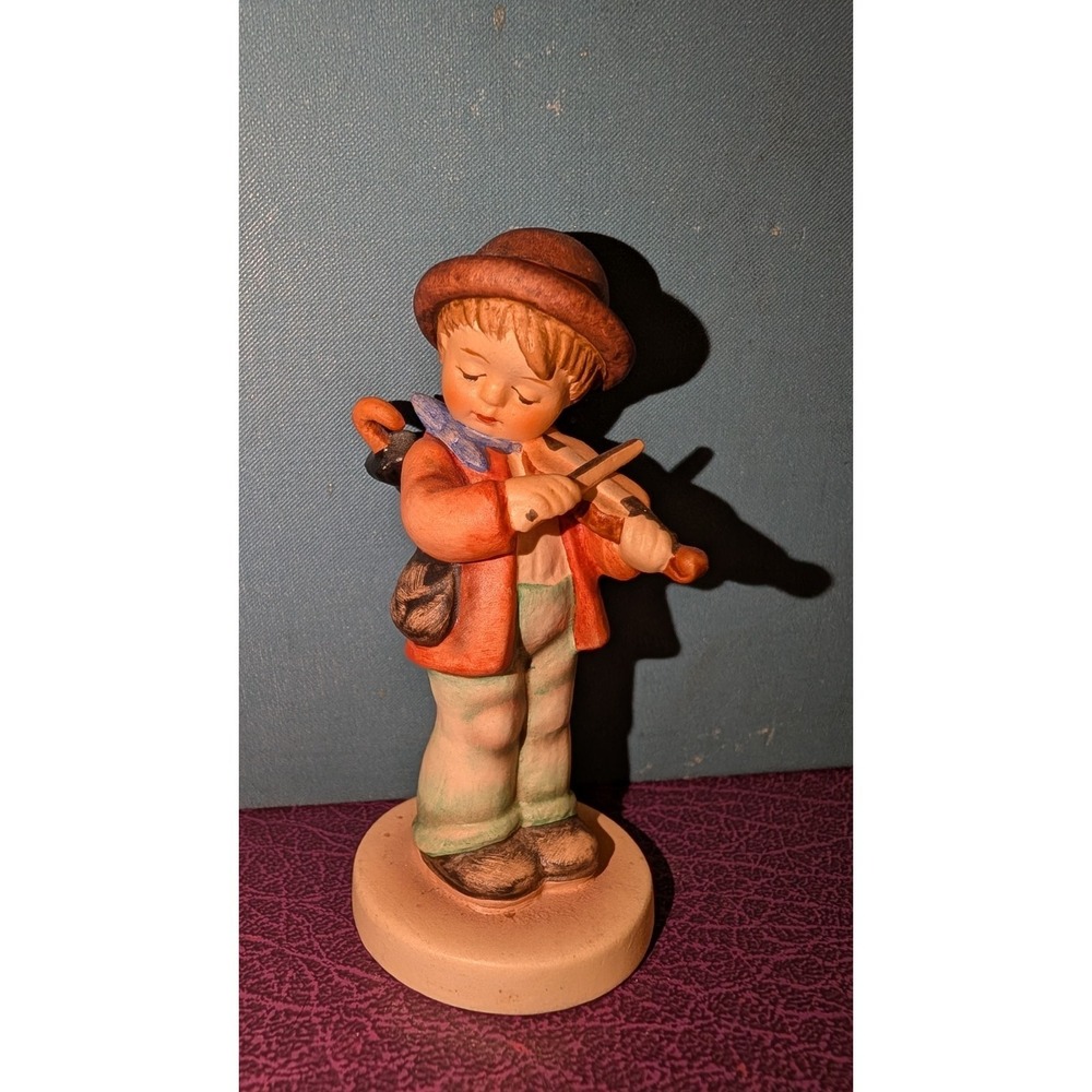 Hummel Figurine 2 4/0 Little Violinist 7.5cm. 1 choice. Excellent Condition